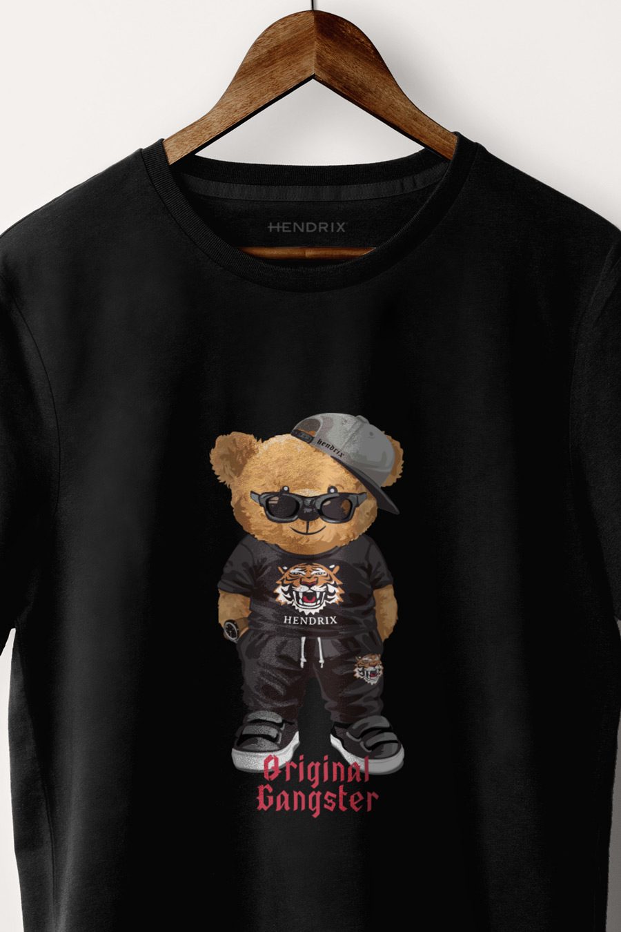 T-shirt in Black Color with Original Gangster Teddy Print – Hedrix